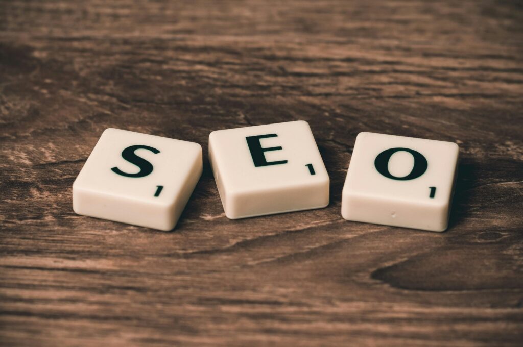 L'Importance du SEO : Pourquoi votre site web en a besoin 🌐 Pexels Pixabay 270637 1024x680